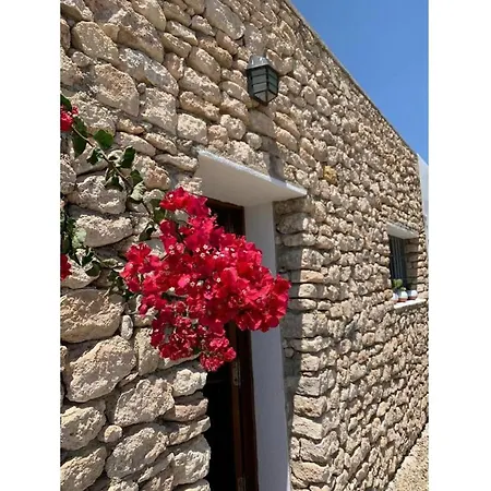 Hébergement de vacances Stone House With Private Pool In Agua Amarga Almería
